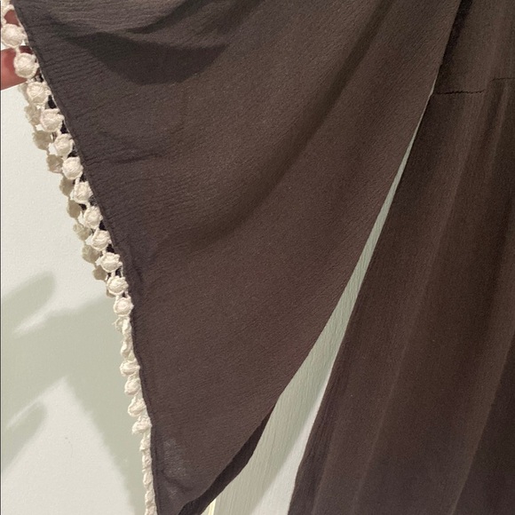 Boho Crochet Embellished Olive/Cream Top, M - Picture 3 of 5